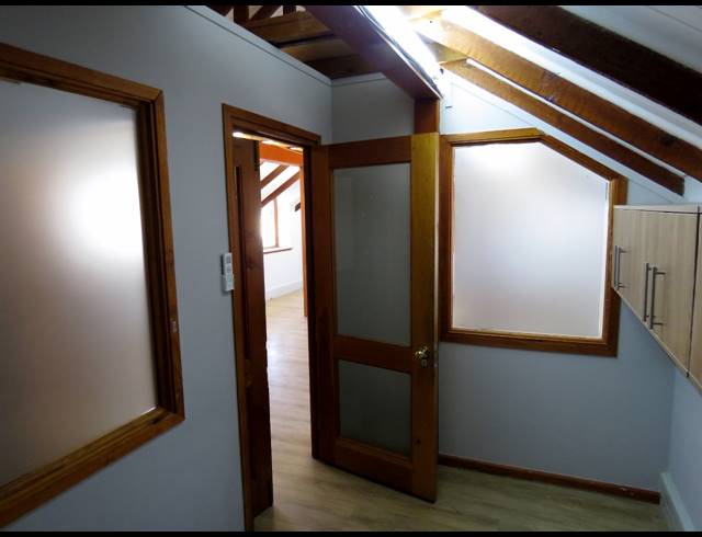 65M² OFFICE TO LET IN STELLENBOSCH CENTRAL